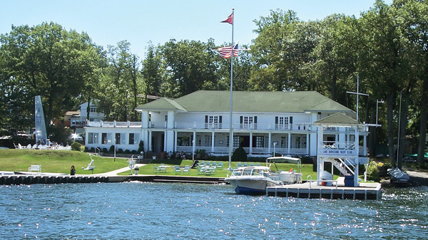 31 yacht club drive lake hopatcong nj